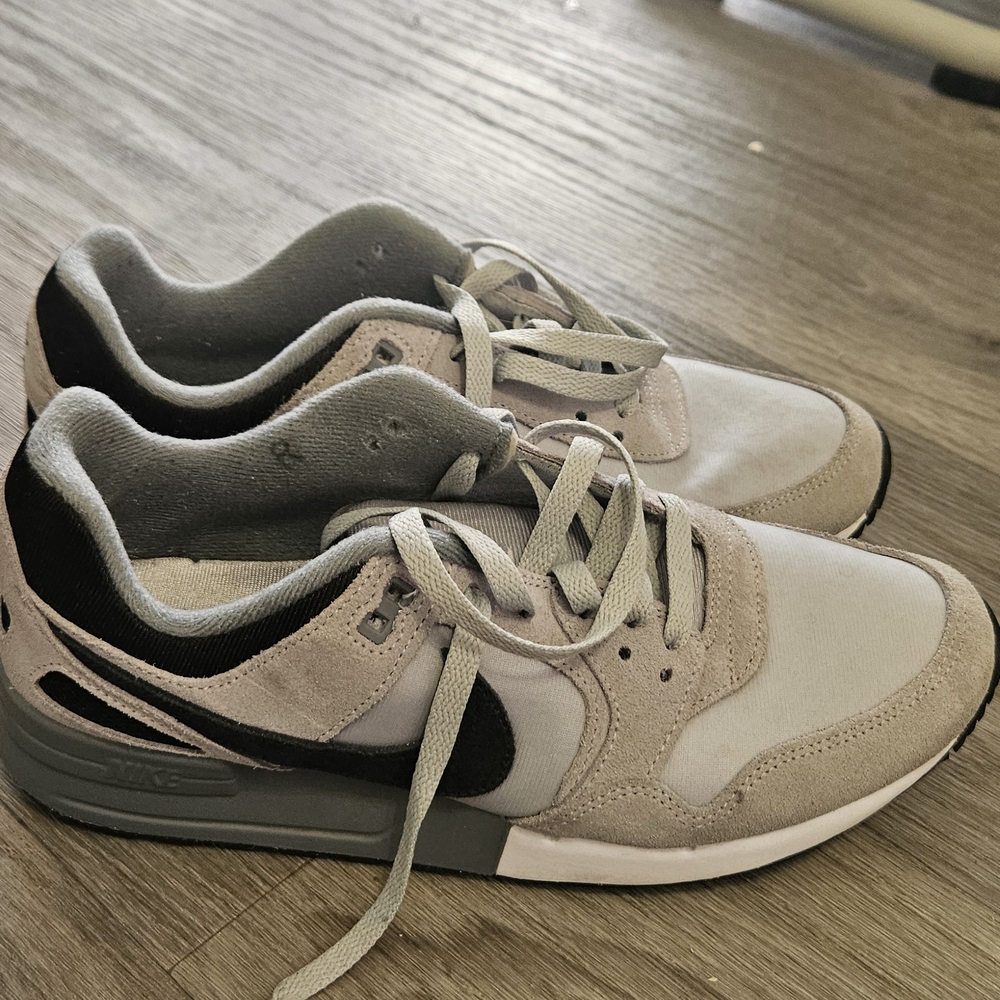 Nike Gray Sneakers